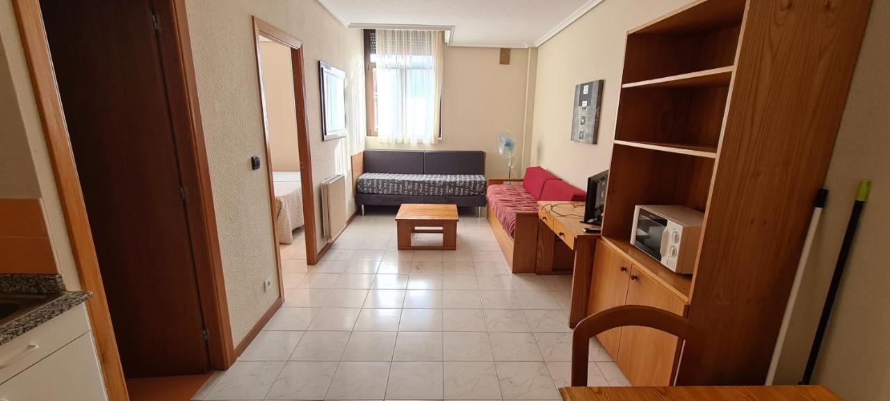 Apartamentos Laredo-Playa Екстериор снимка