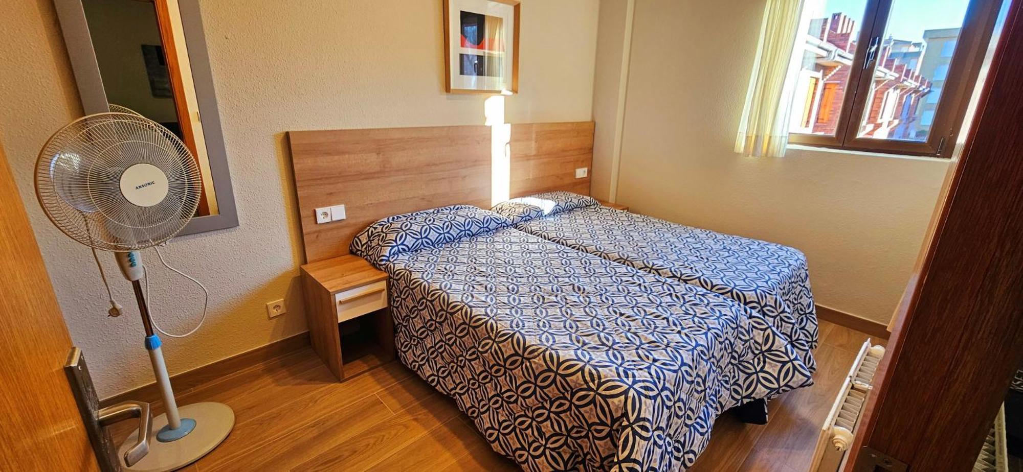Apartamentos Laredo-Playa Екстериор снимка