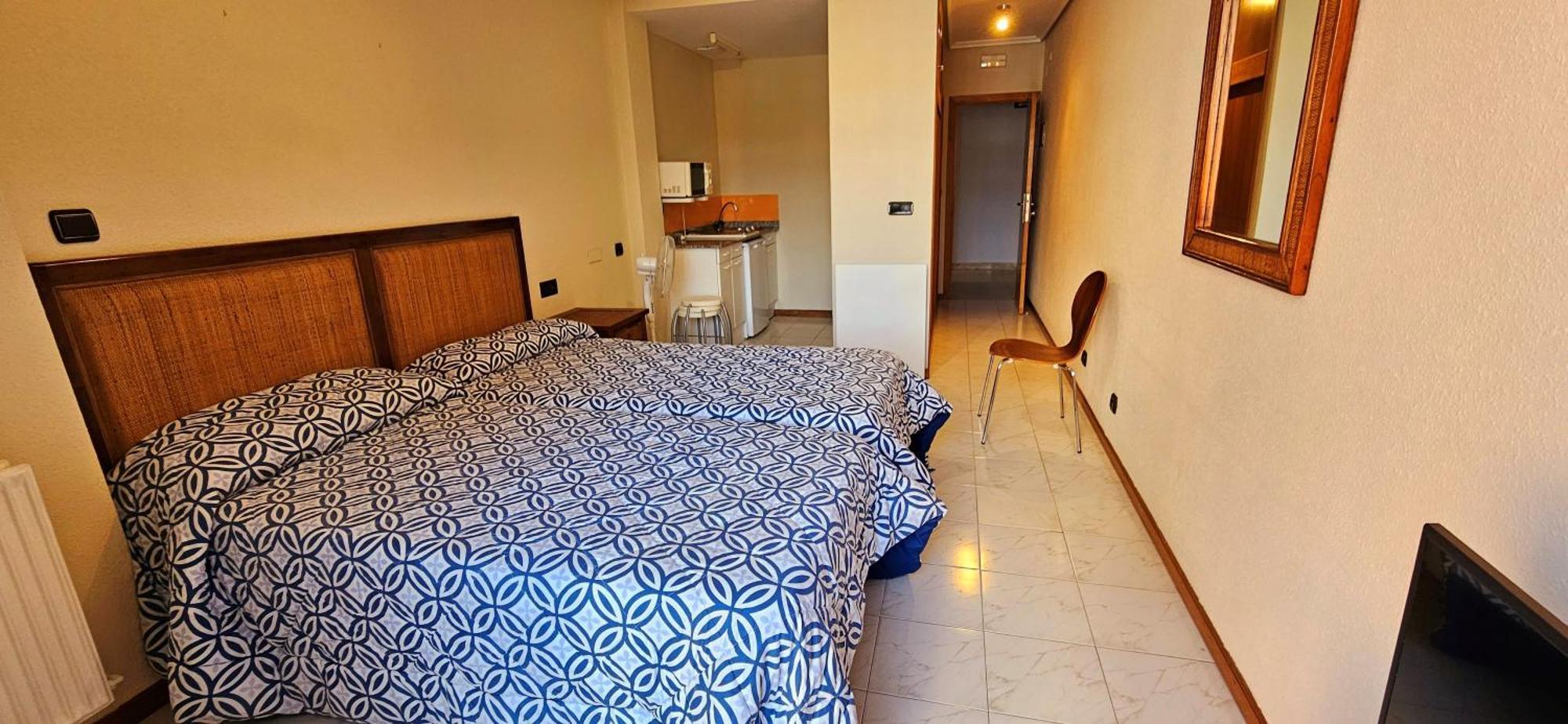 Apartamentos Laredo-Playa Екстериор снимка