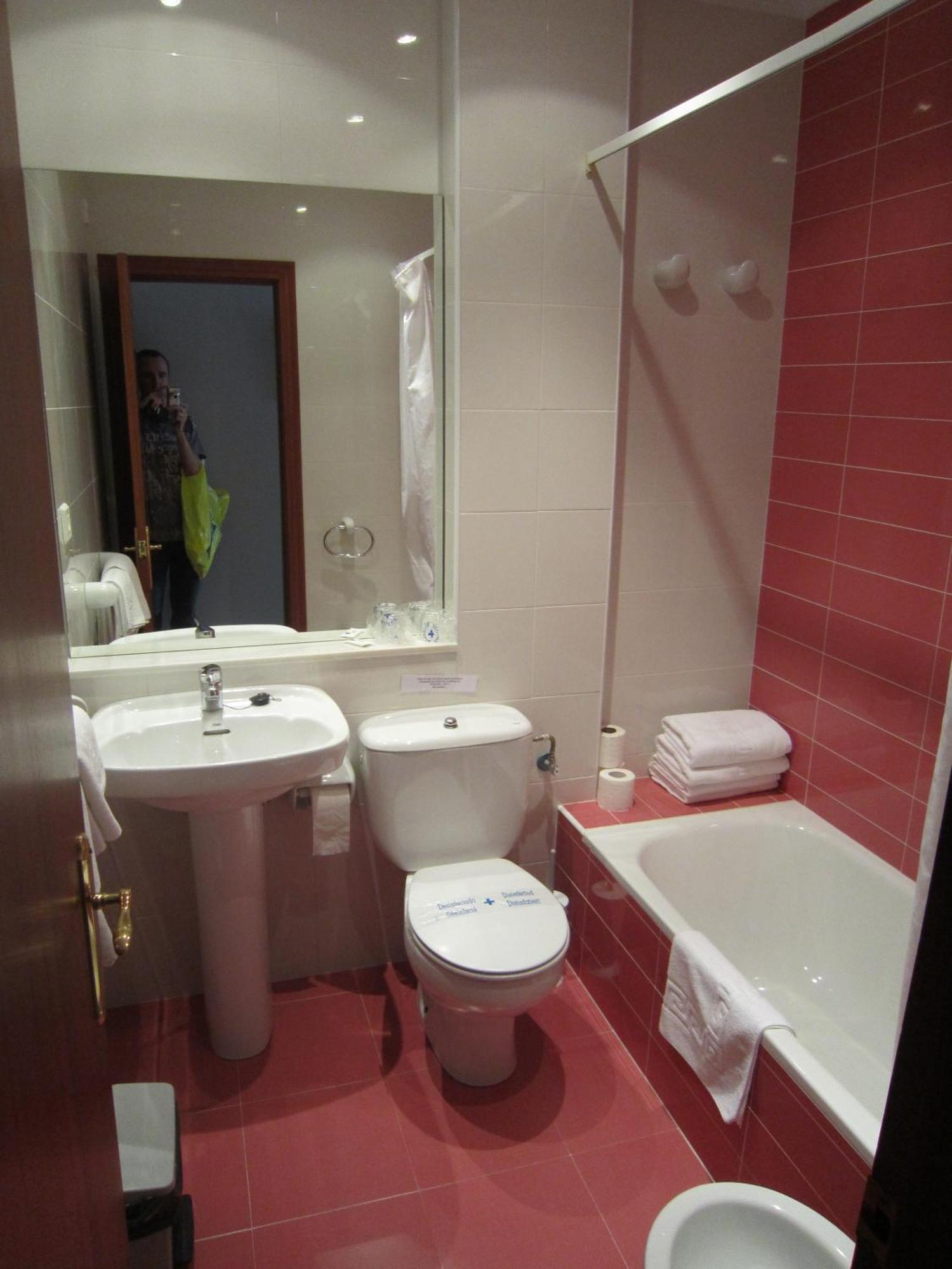 Apartamentos Laredo-Playa Екстериор снимка